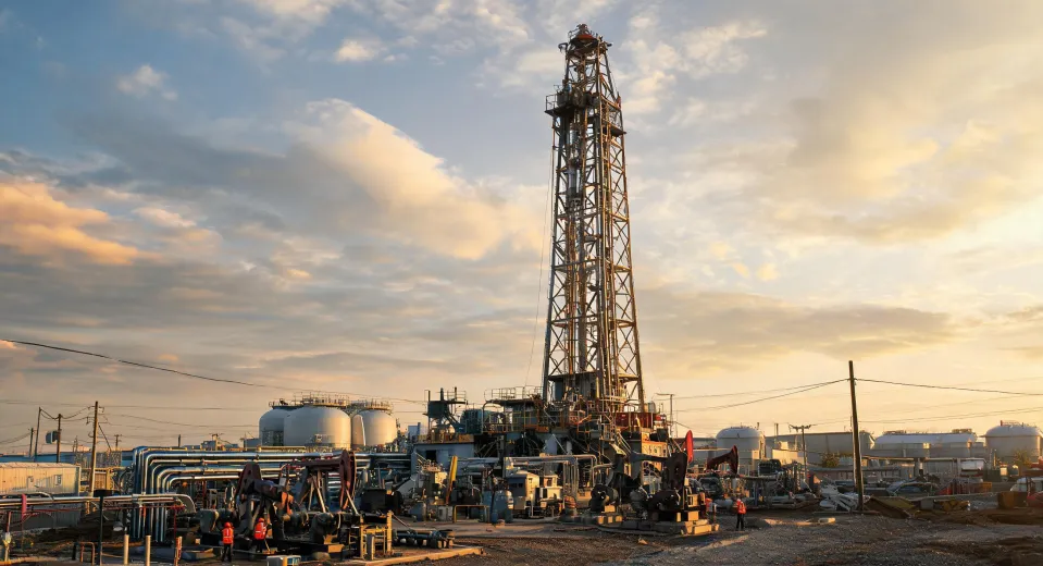 About Derrick industrial scene